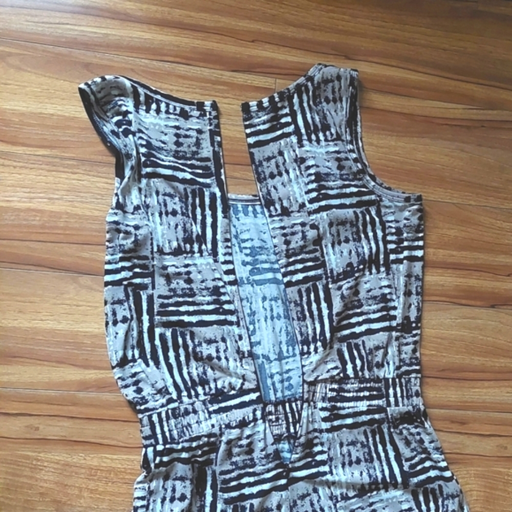 Jumpsuit - Picture 3 of 5